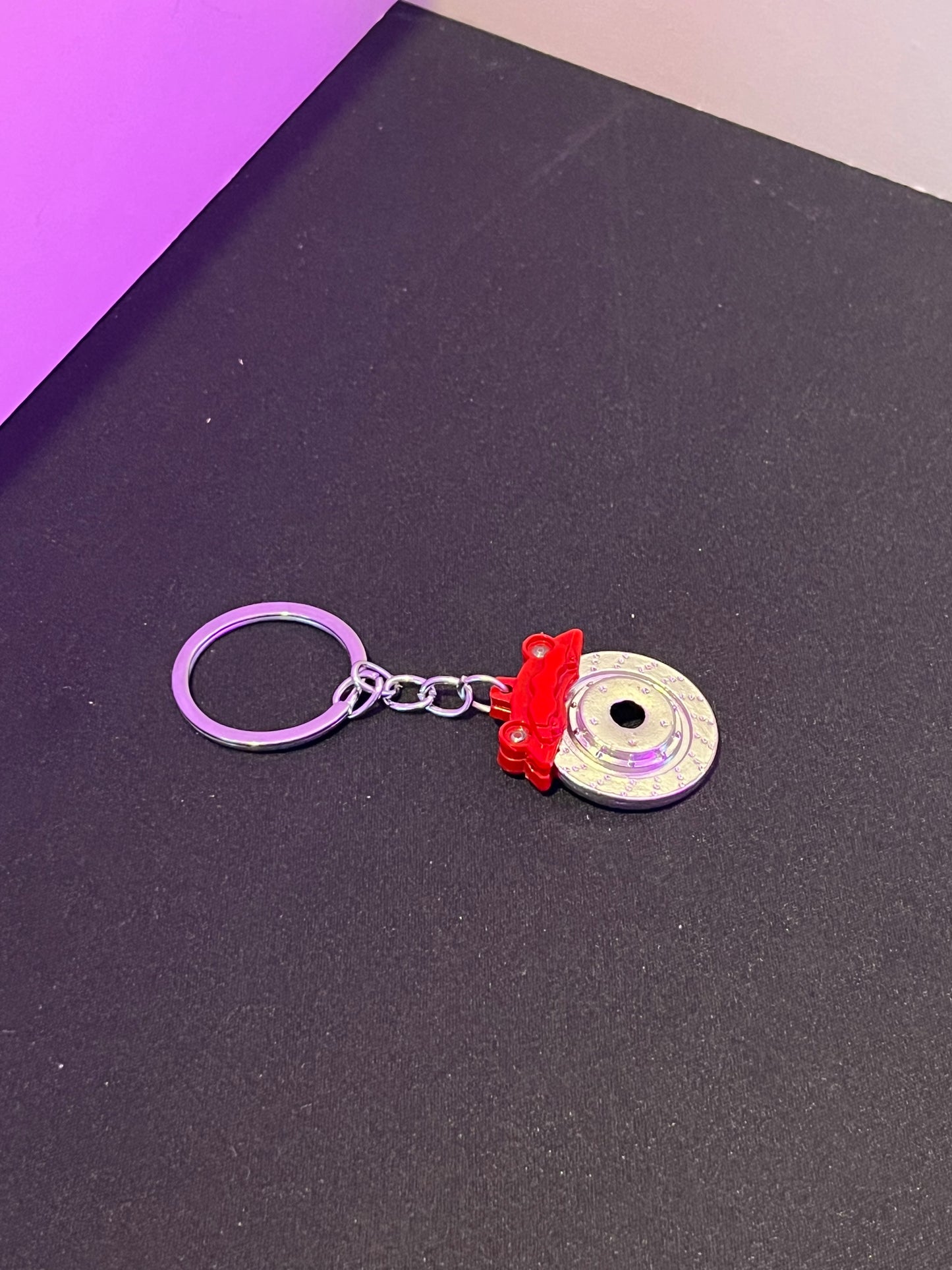 Schlüsselanhänger Auto – Auto Bremsscheibe mit Sattel